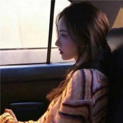 侧脸女生头像长发披肩 长发披肩高颜值的美女头像