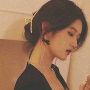 文艺小清新意境女生，好看头像图片小清新唯美