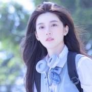 真人头像女风景头像小清新蓝色系图片，少女的